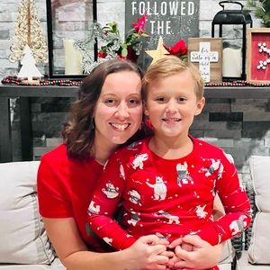 Meet your Posher, Alicia